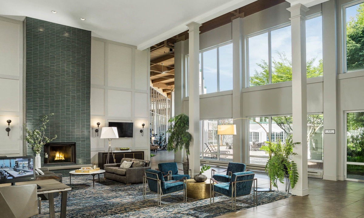 Burlington Hotel | DoubleTree by Hilton Hotel Burlington Vermont