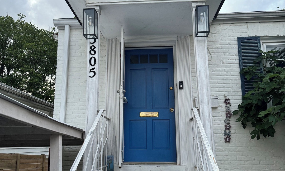 North Kensington House | Conveniently located spacious house