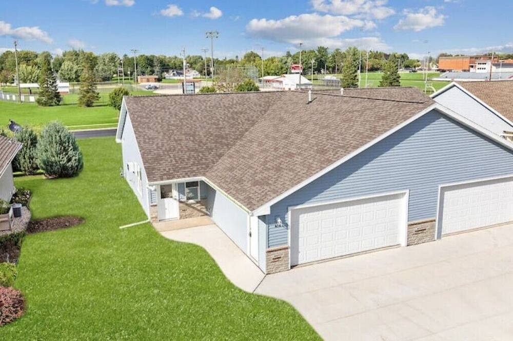 Brillion House | Newly Built 2 Bedroom Condo with No Steps