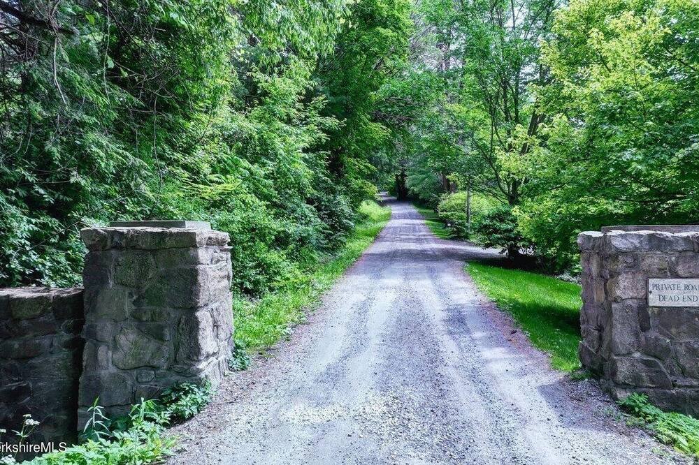 Stockbridge House | Meticulously restored serene barn minutes from the best of the Berkshires.