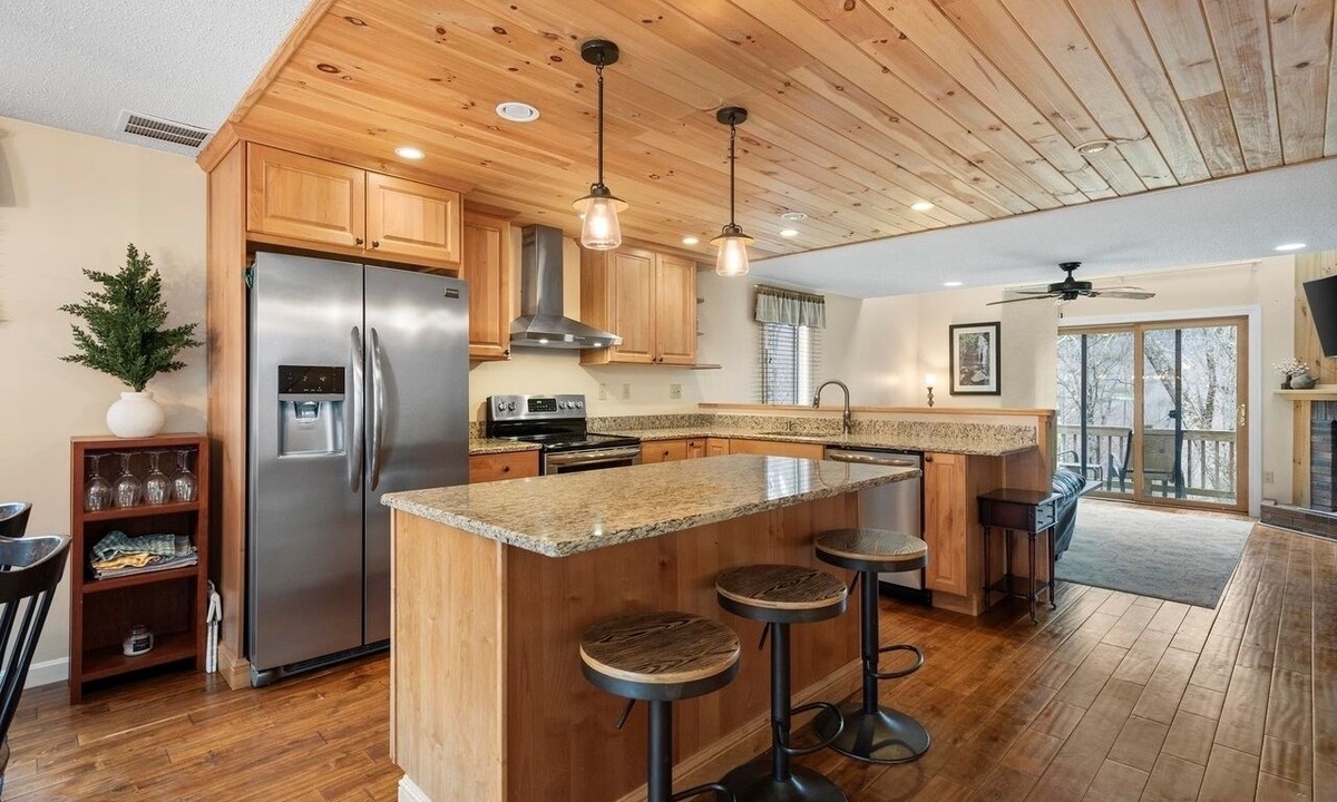 Campton House | Spacious 4-bedroom townhome located in Waterville Estates!