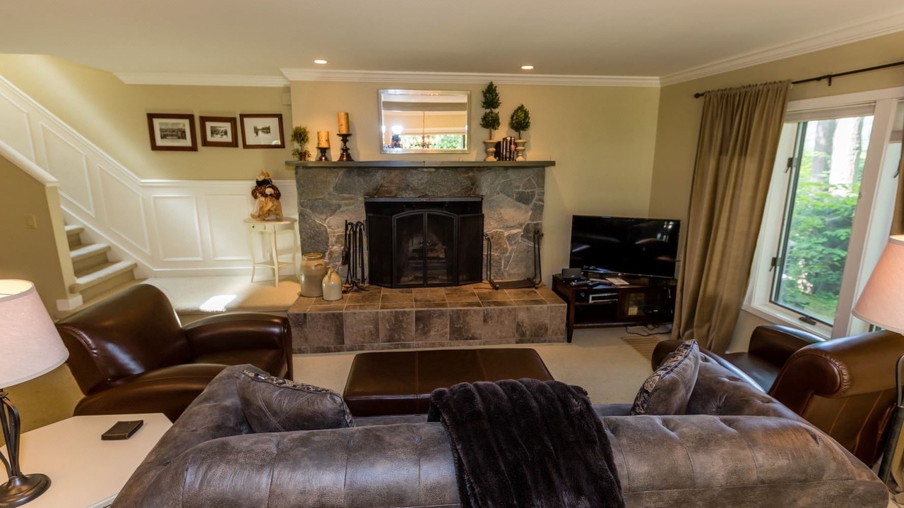 Photo of Livingroom in Stowe Area