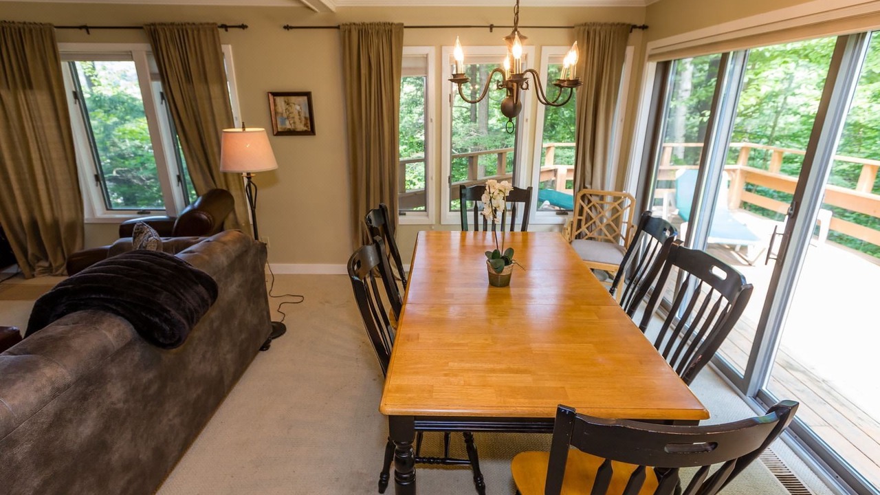 Photo of Livingroom in Stowe Area