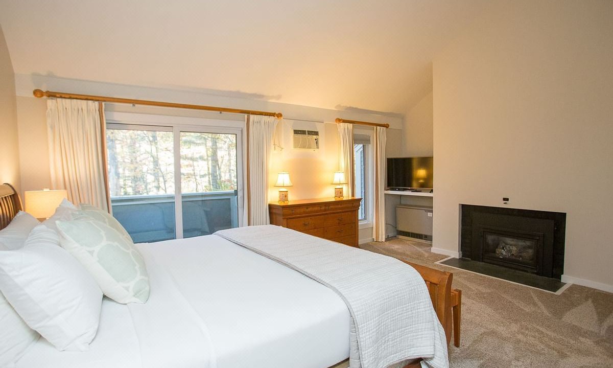 Photo of Bedroom in Stowe Area