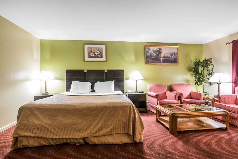 Photo of Bedroom in East Haven  Rutland County