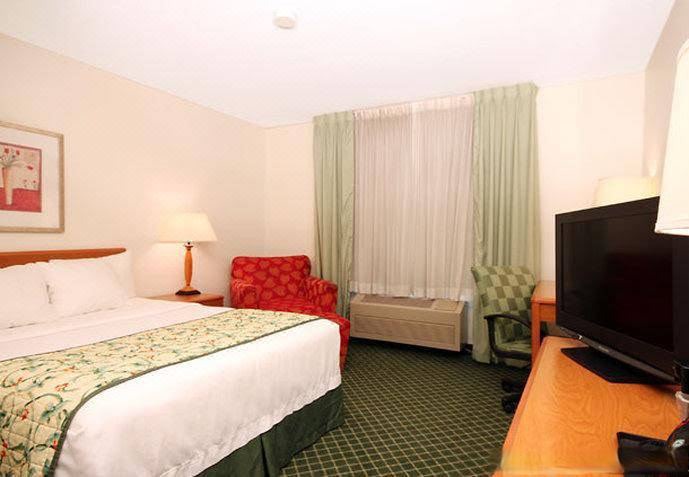 Photo of Bedroom in Hudson