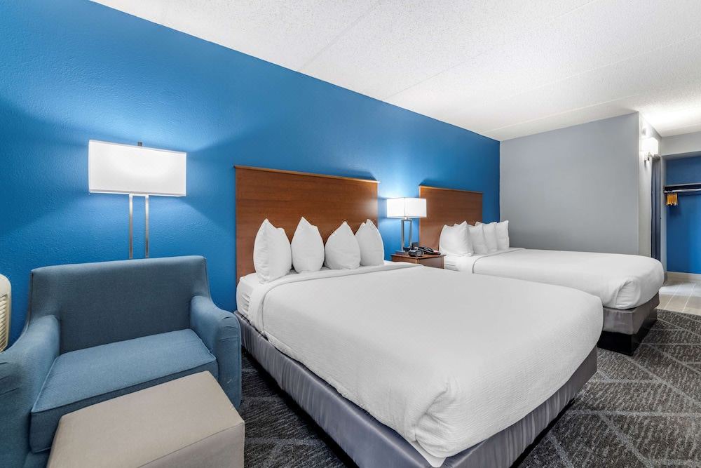 Photo of Bedroom in West Bloomington