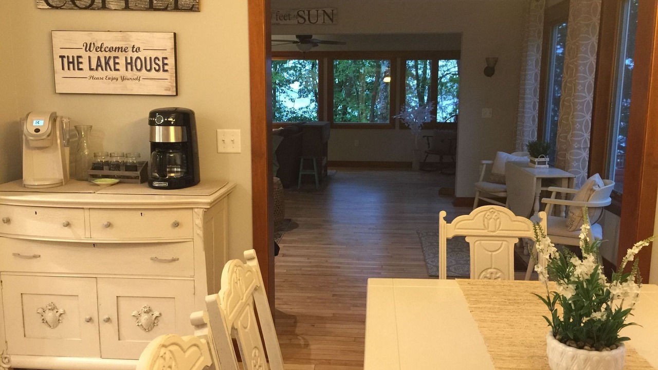 Photo of Livingroom in Ashland