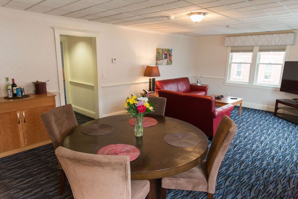 Photo of Livingroom in Montpelier