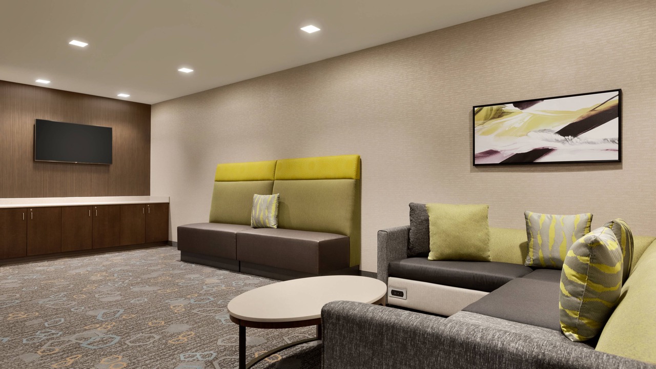 Photo of Livingroom in Woodbury
