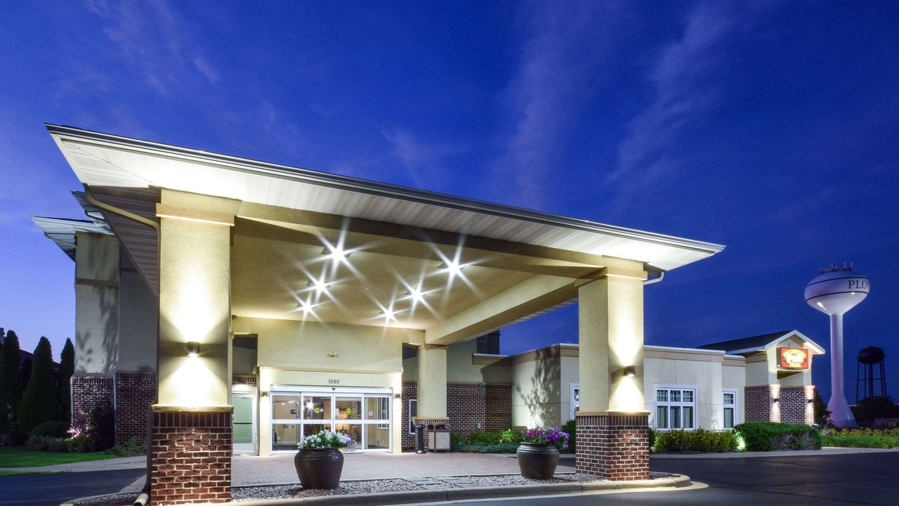 Photo of Buildings in Plover