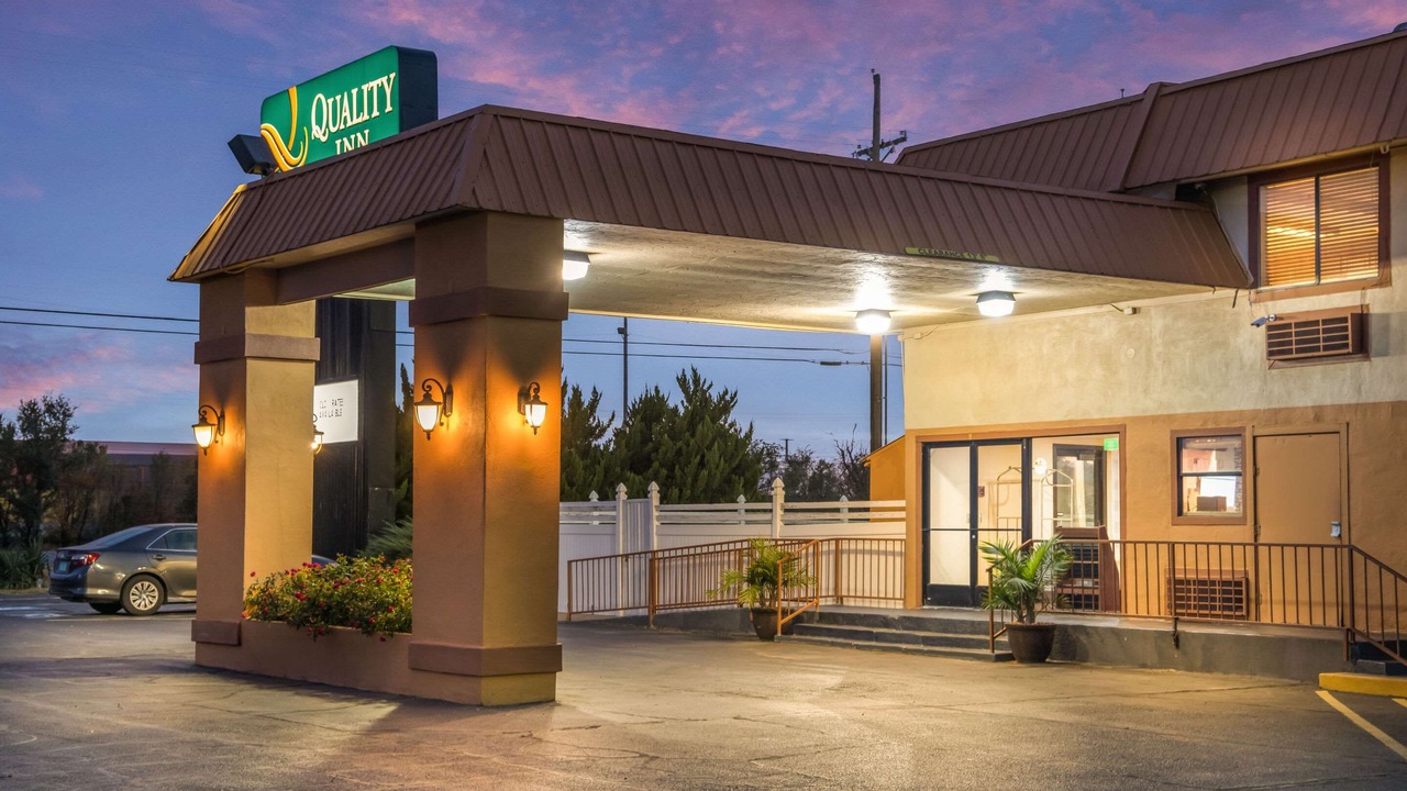 Photo of Buildings in Clovis