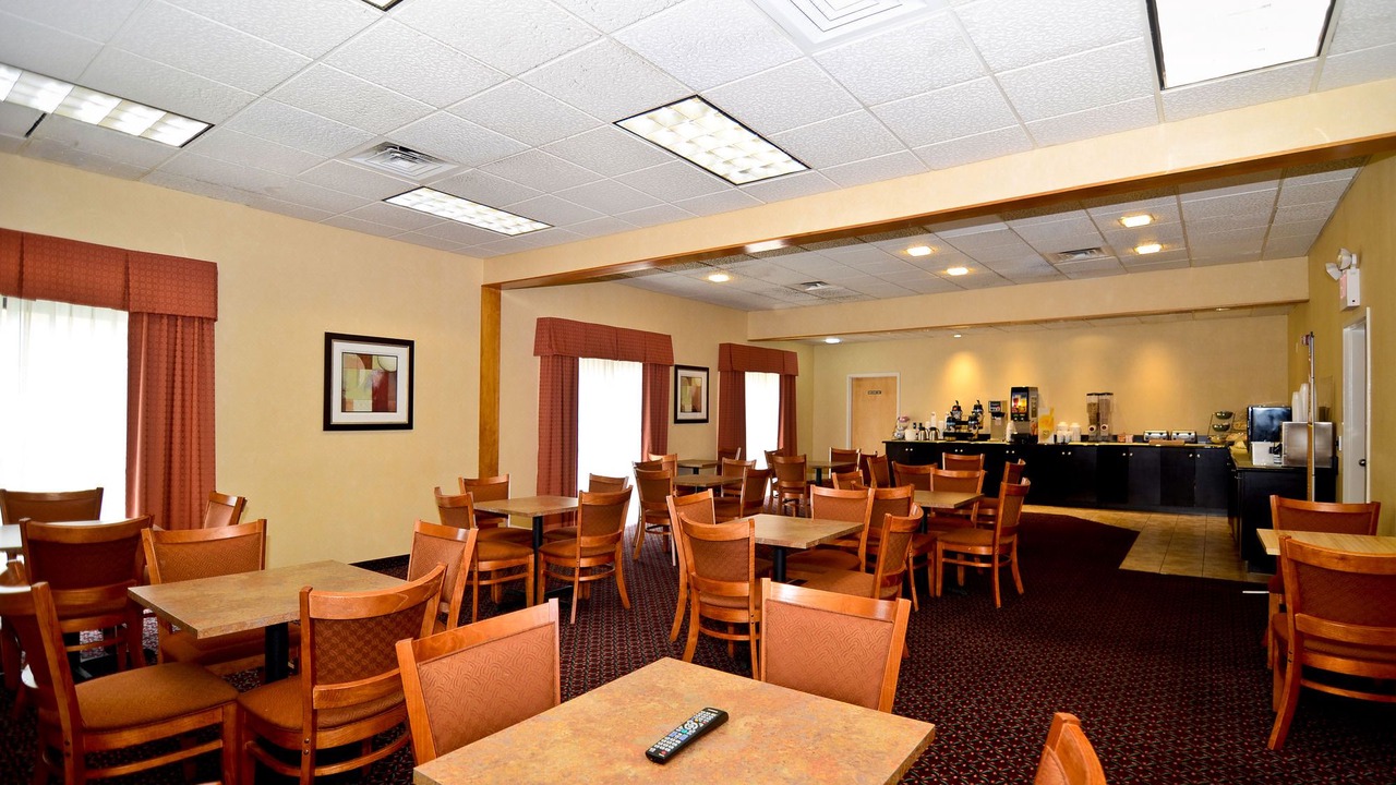 Photo of Livingroom in Shelburne