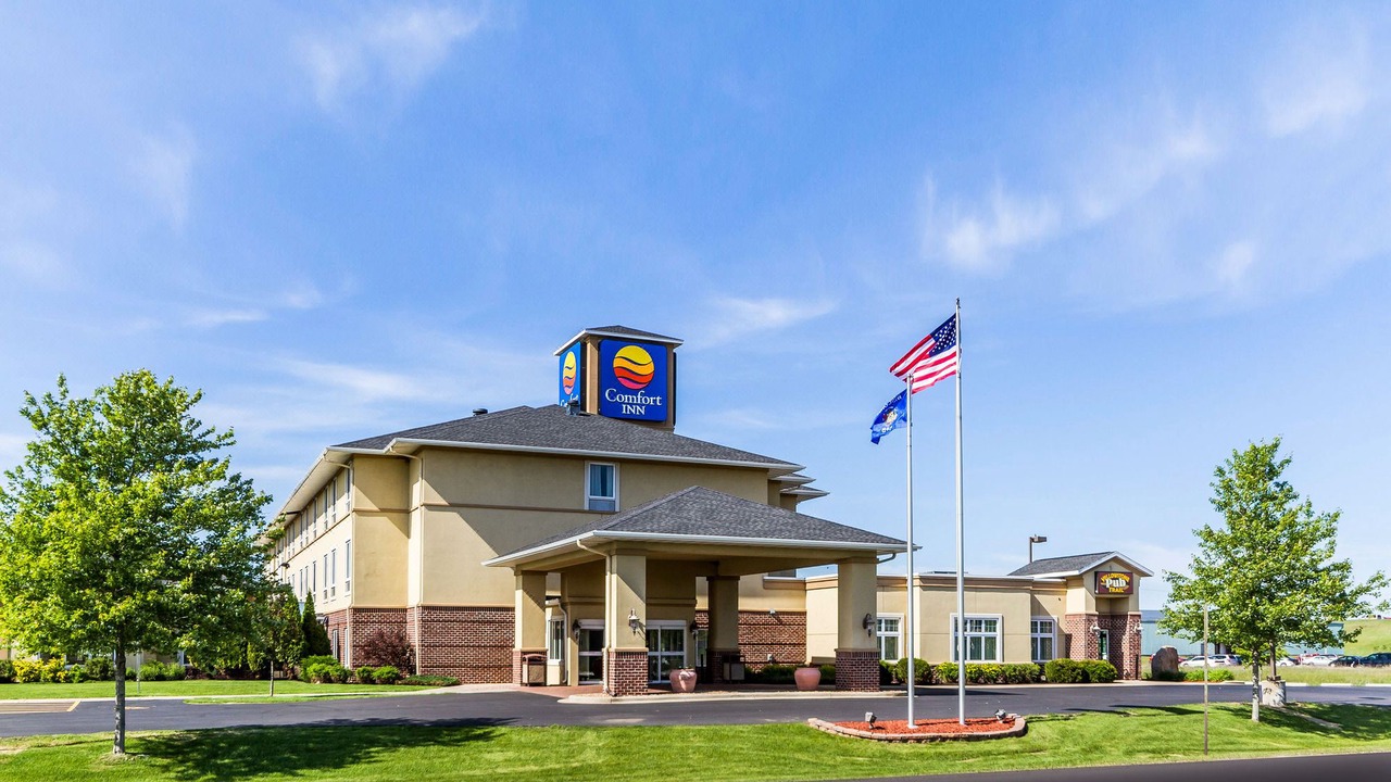 Photo of Buildings in Plover
