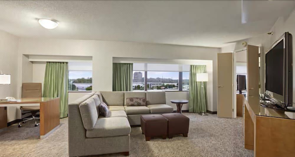 Photo of Livingroom in Auburn Hills