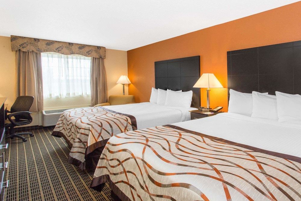 Photo of Bedroom in Norton Shores