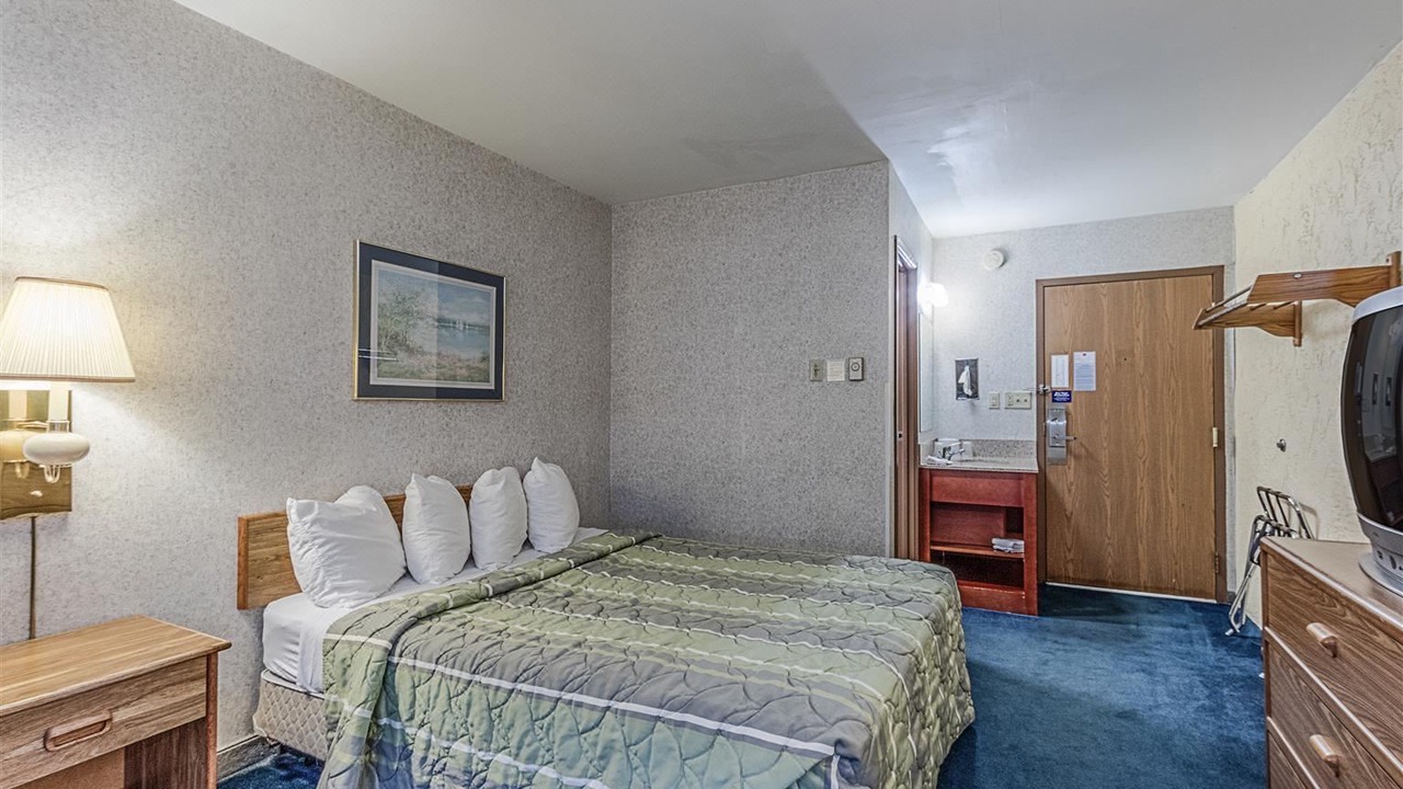 Photo of Bedroom in La Crosse