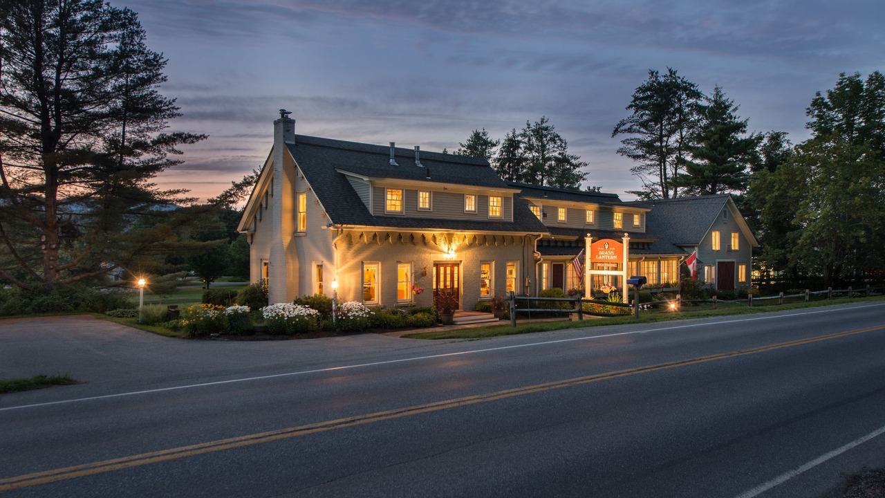 Photo of Buildings in Stowe