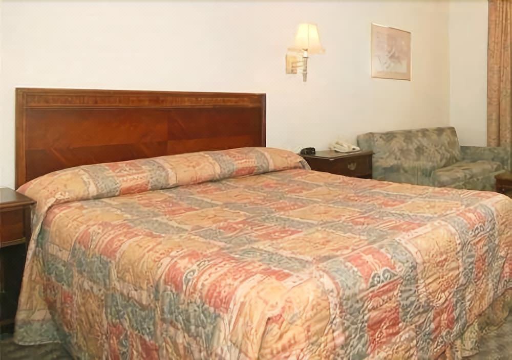 Photo of Bedroom in Eagle Nest