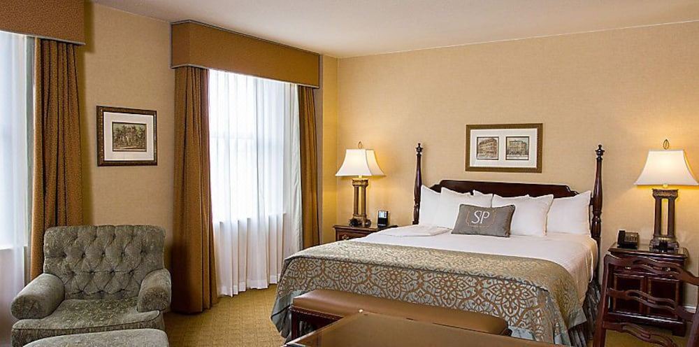 Photo of Bedroom in Core