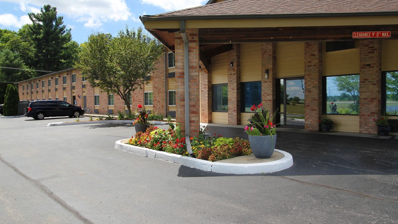 Photo of Buildings in Norton Shores