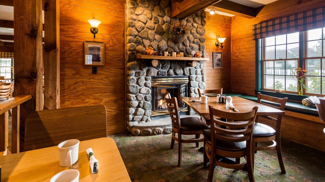 Photo of Livingroom in Saranac Lake