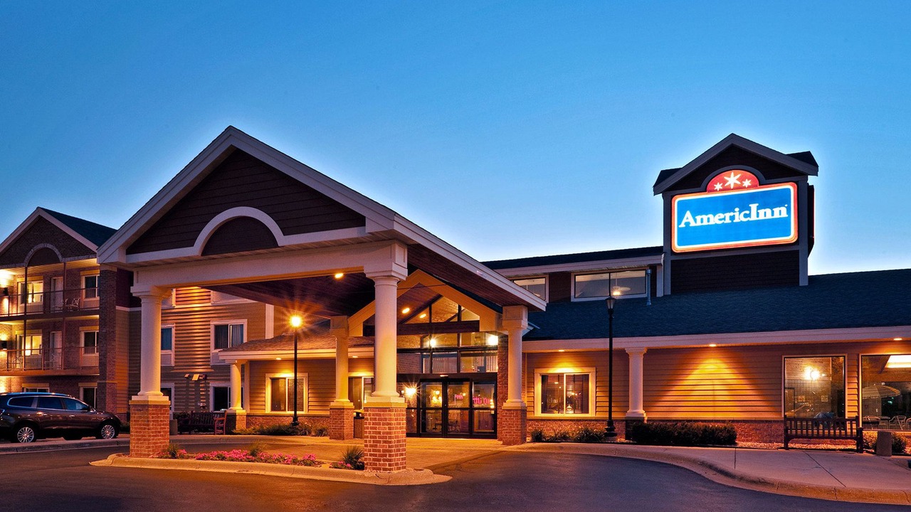 Photo of Buildings in Chanhassen