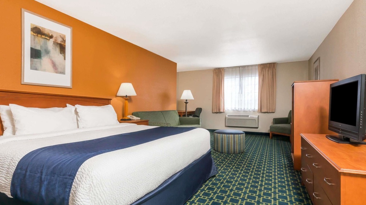 Photo of Bedroom in Southside