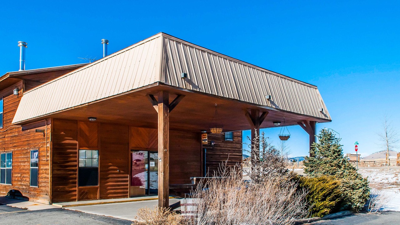 Photo of Buildings in Eagle Nest