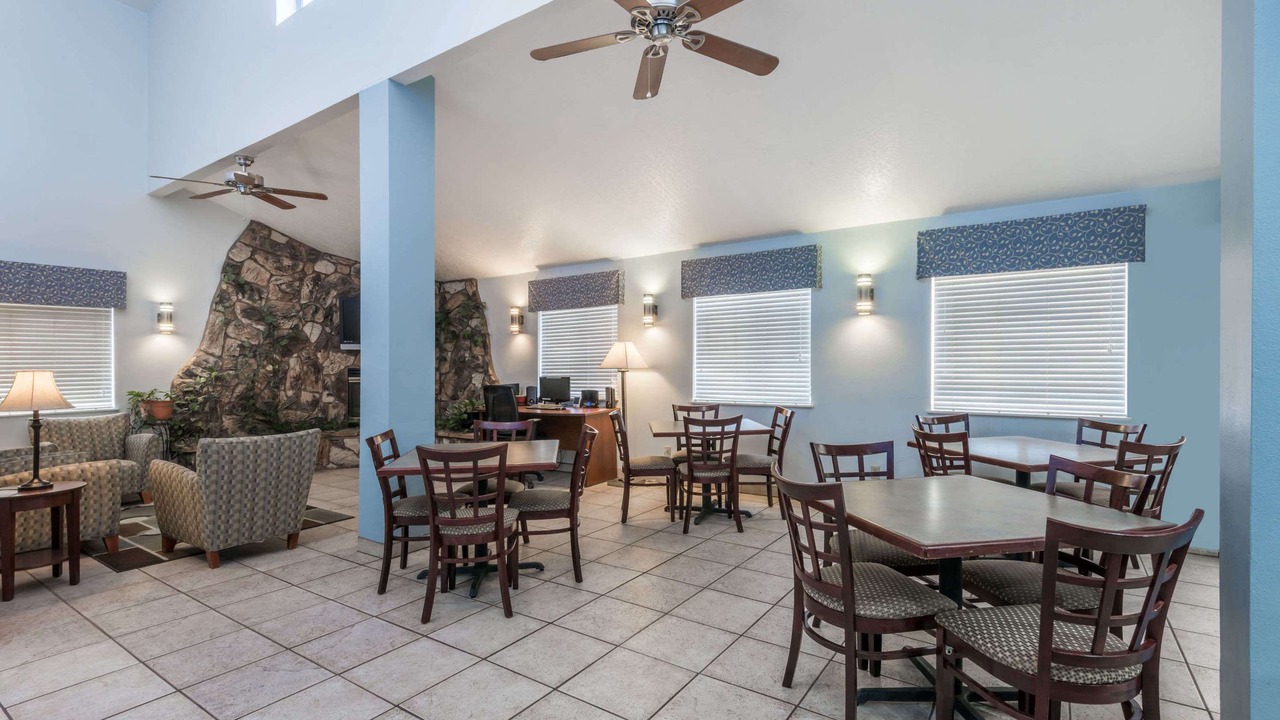 Photo of Livingroom in East Las Vegas
