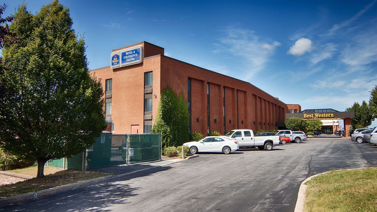 Photo of Buildings in Oswego