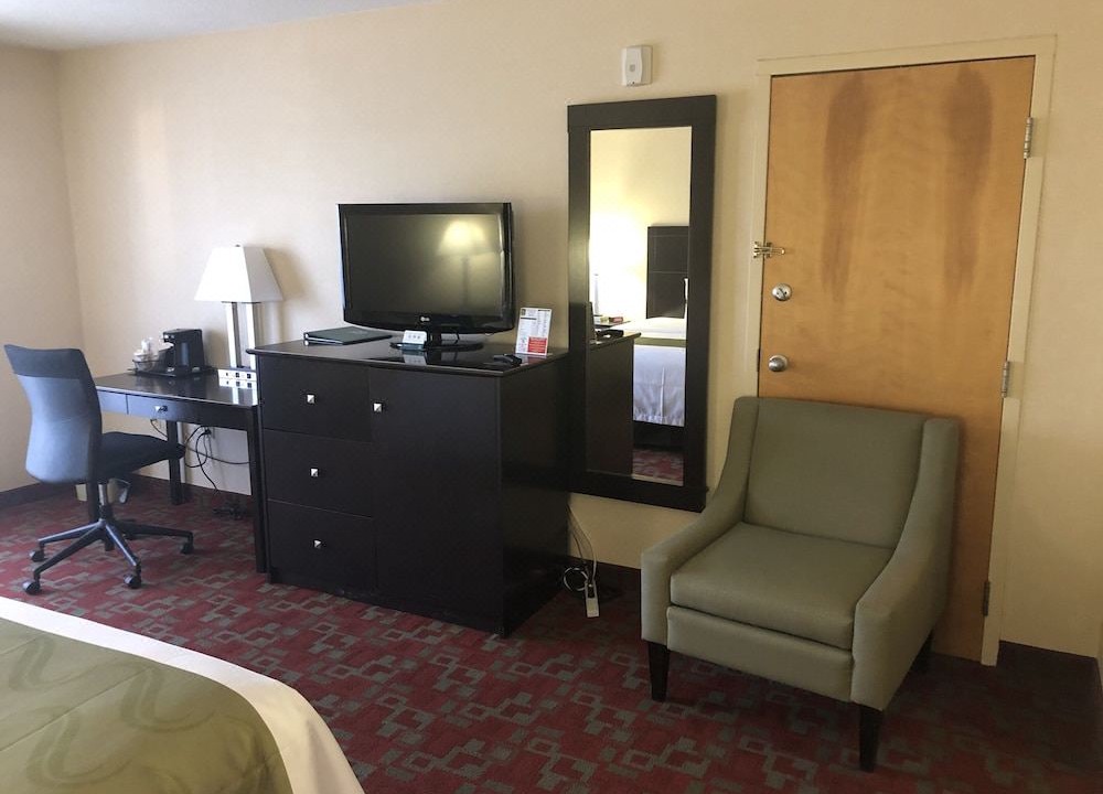 Photo of Livingroom in Shelburne