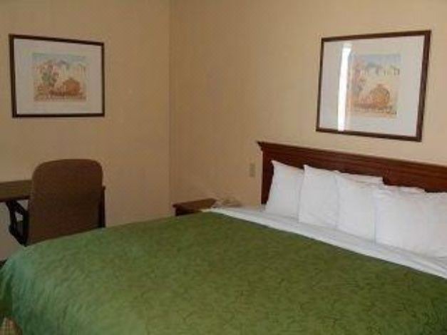 Photo of Bedroom in Albuquerque