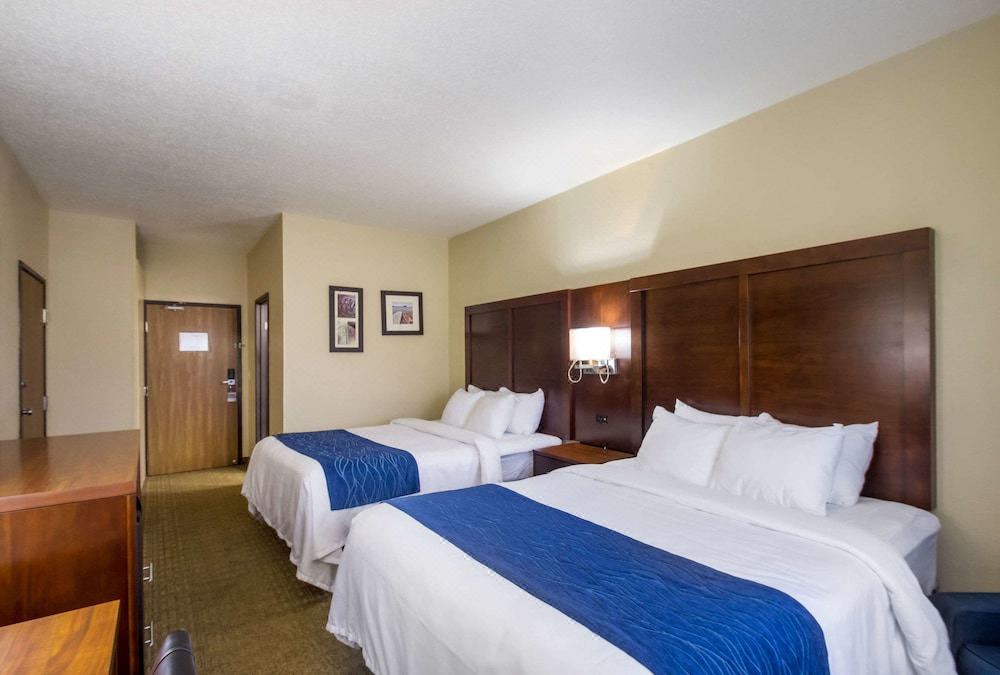 Photo of Bedroom in Ashwaubenon