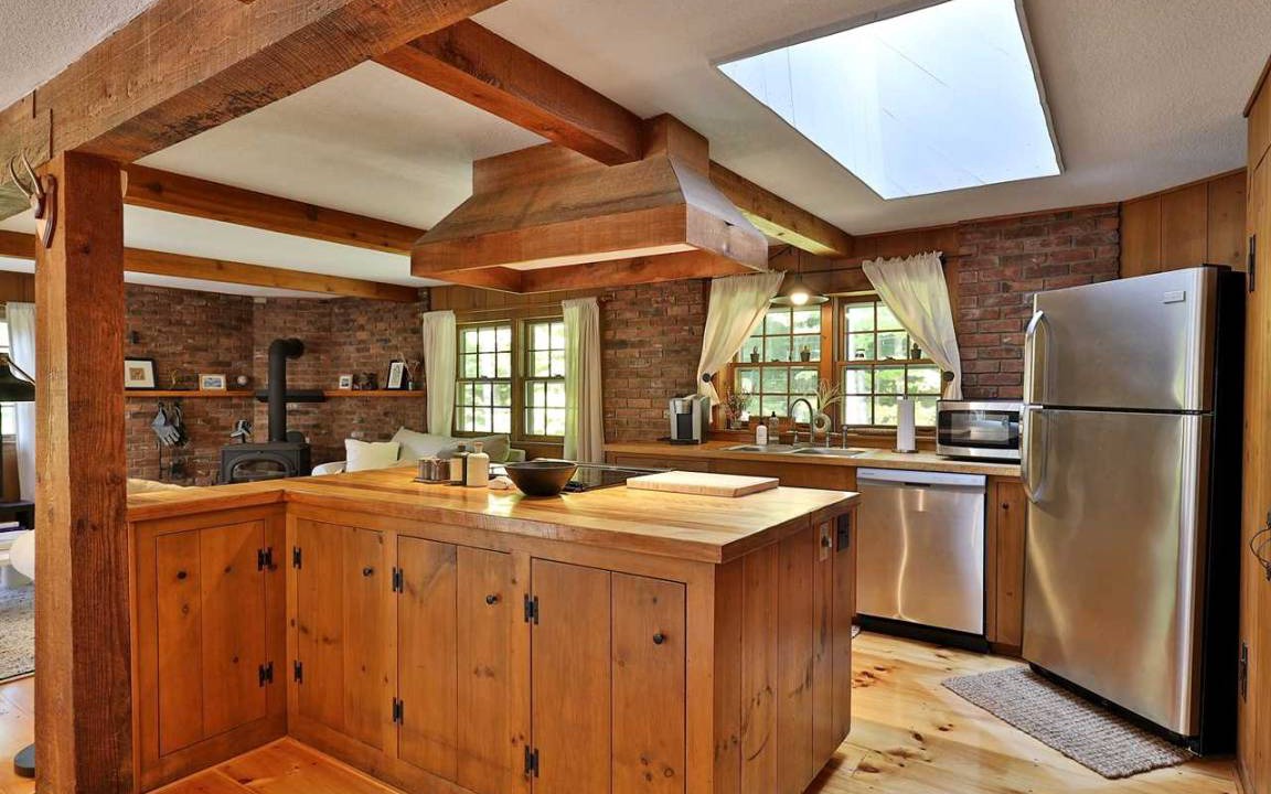 Photo of Kitchen in East Haven  Rutland County