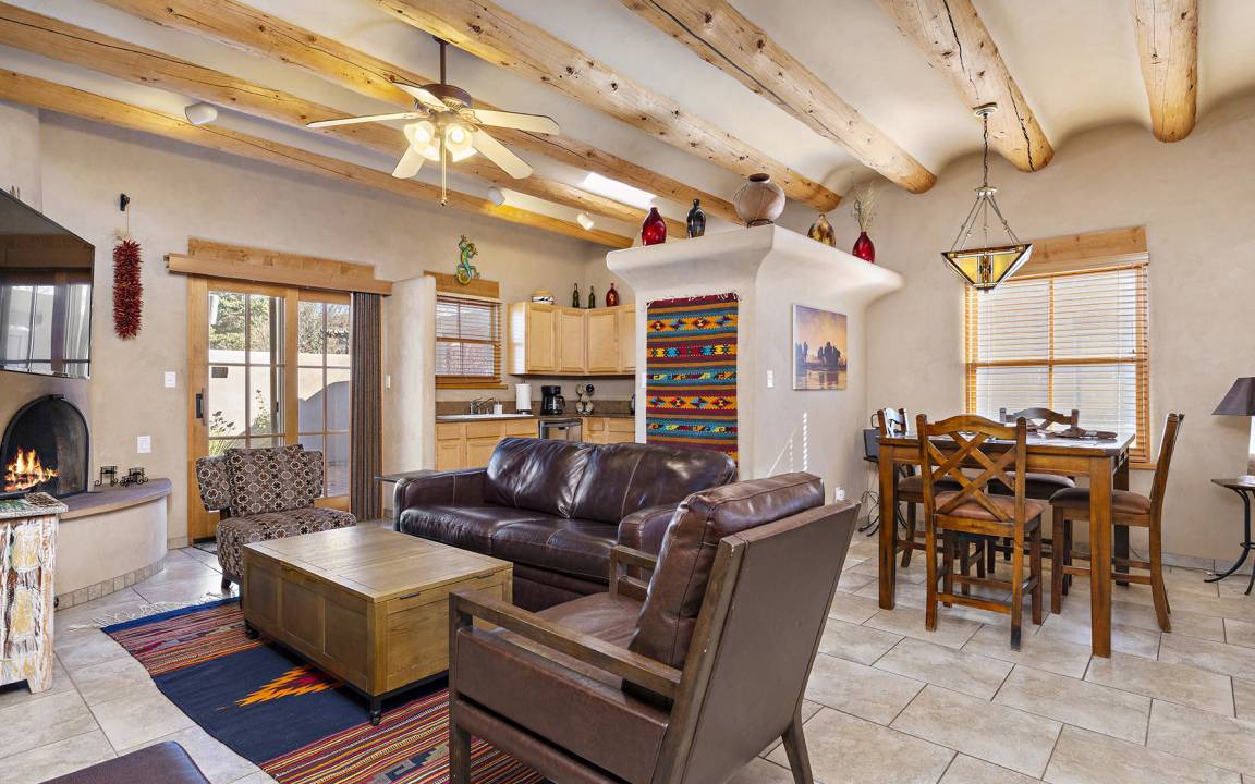 Photo of Livingroom in Northeast Santa Fe