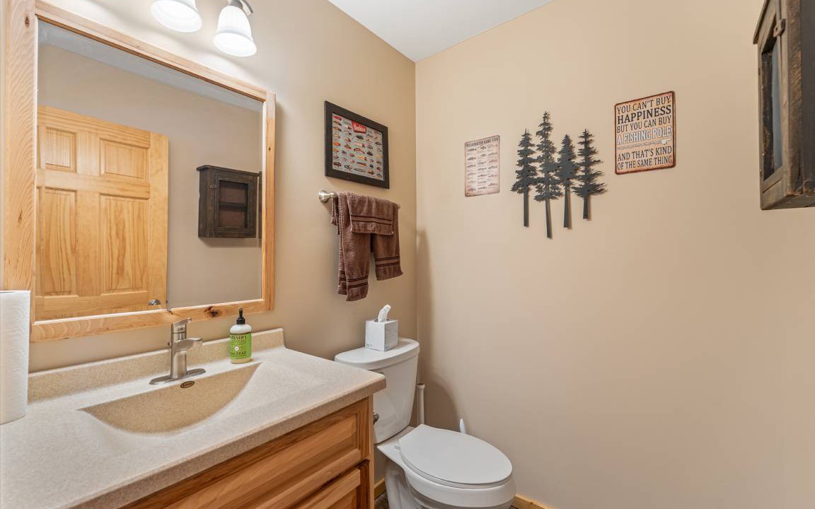 Photo of Bathroom in Lake Tomahawk