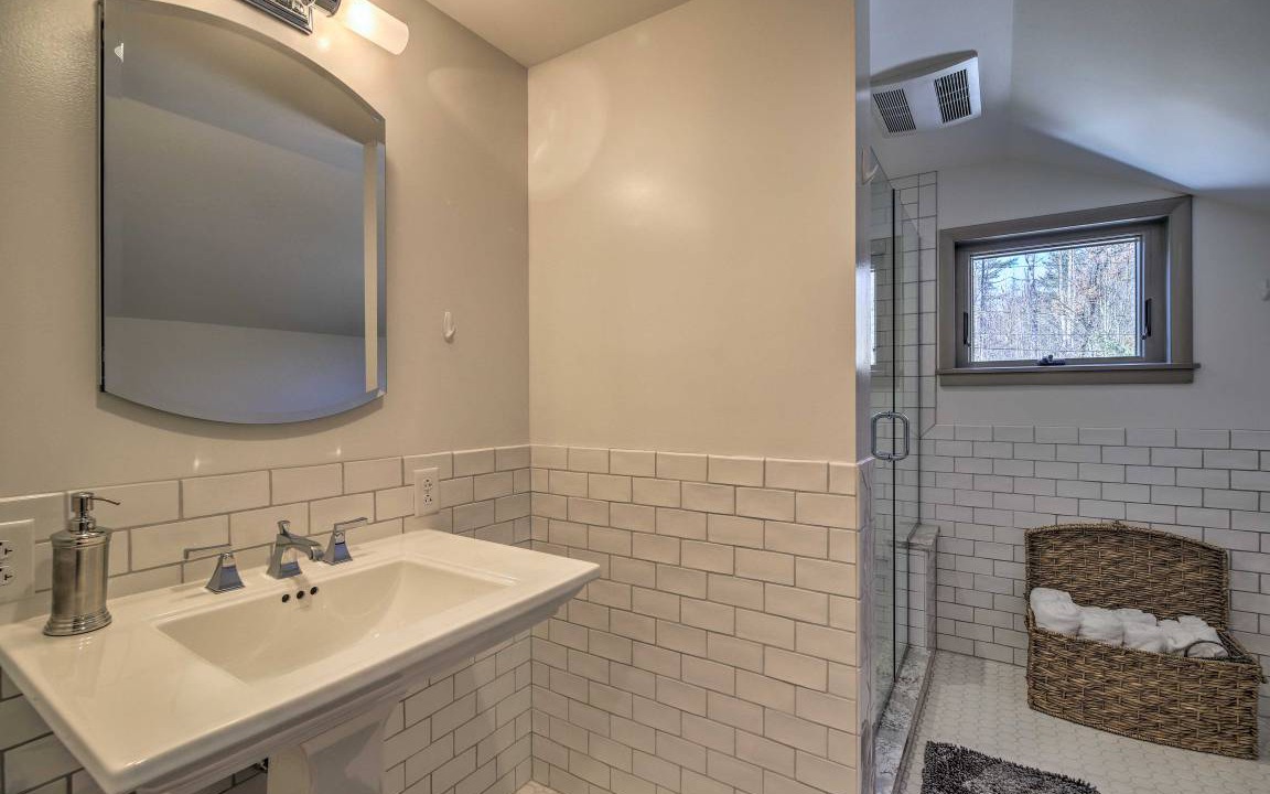 Photo of Bathroom in Plattsburgh
