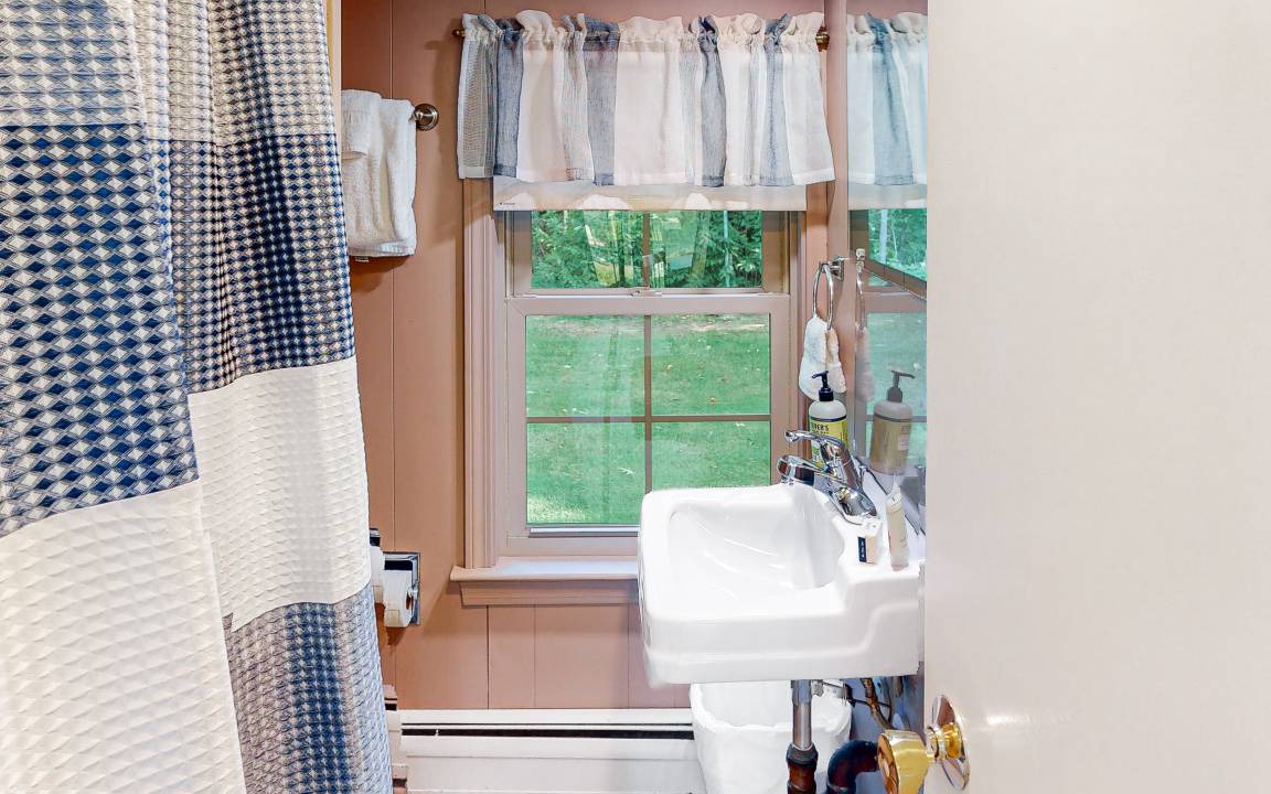 Photo of Bathroom in Moultonborough