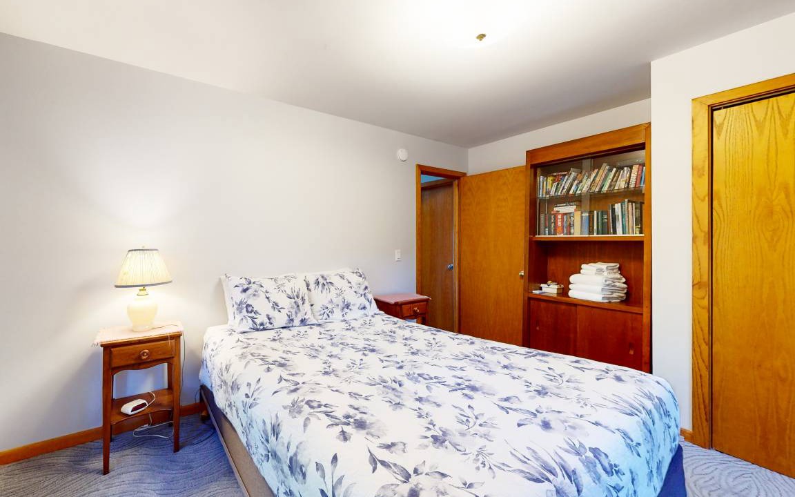 Photo of Bedroom in Malletts Bay