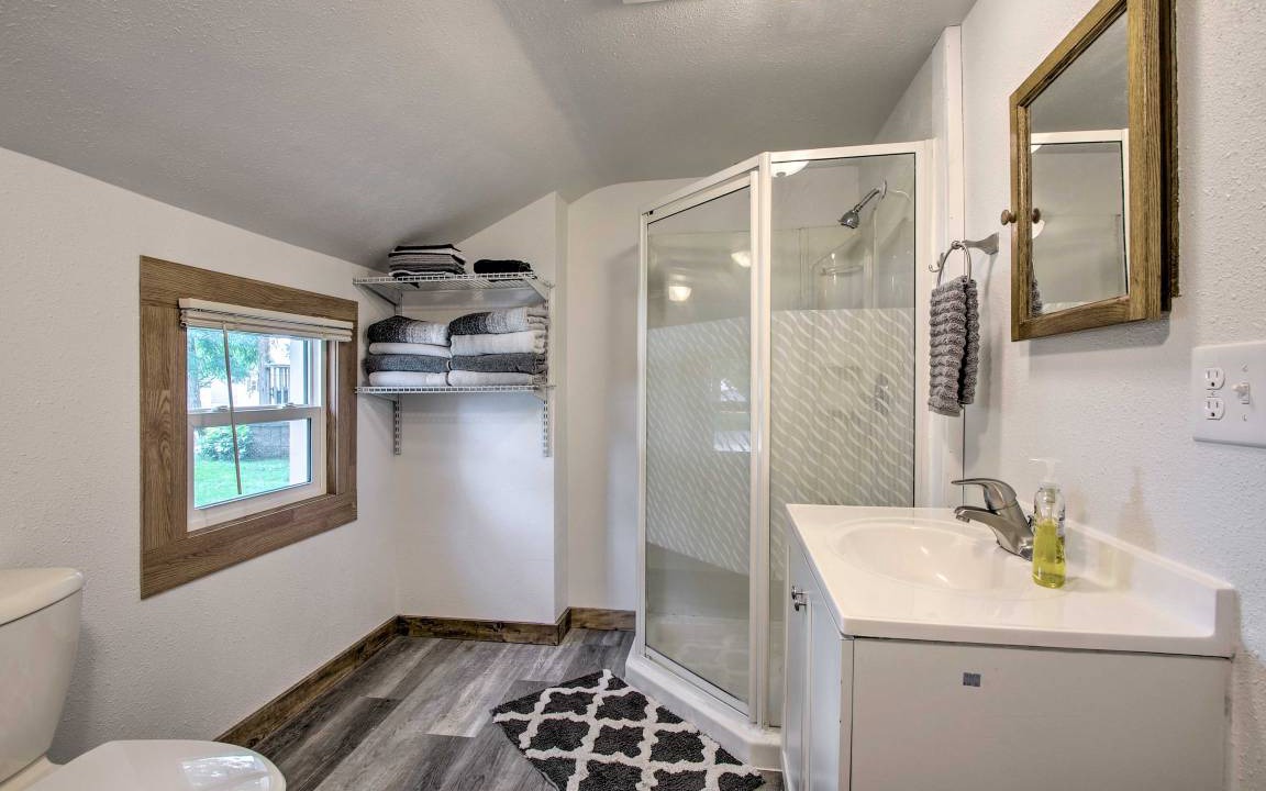 Photo of Bathroom in Harpers Ferry