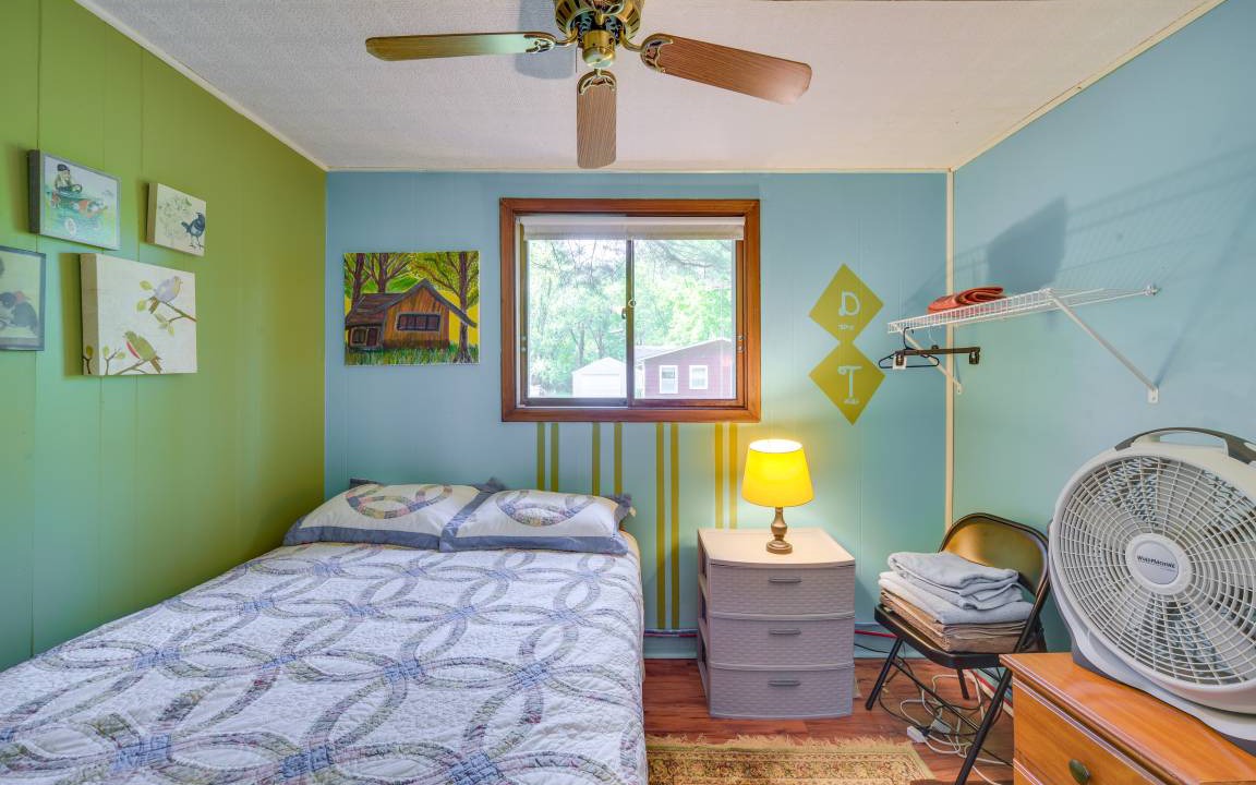 Photo of Bedroom in Pine City