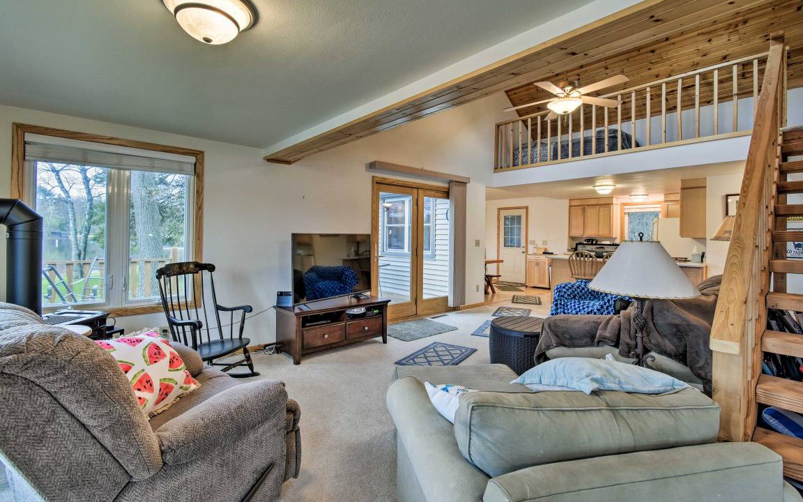 Photo of Livingroom in Wautoma