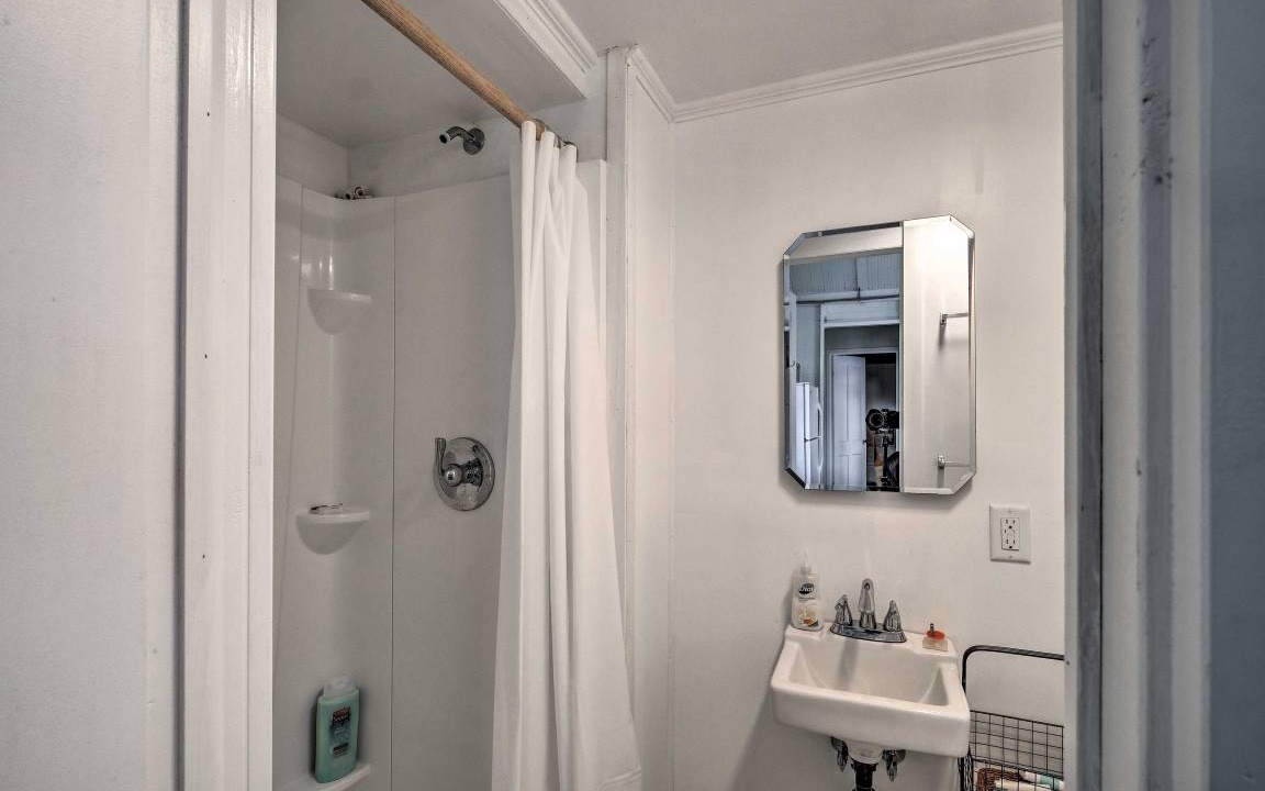 Photo of Bathroom in Glendale