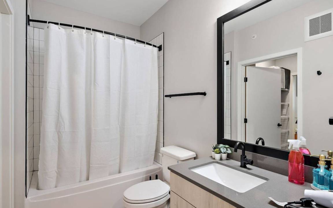 Photo of Bathroom in St. Anthony West
