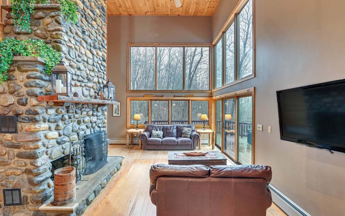 Photo of Livingroom in Gloversville