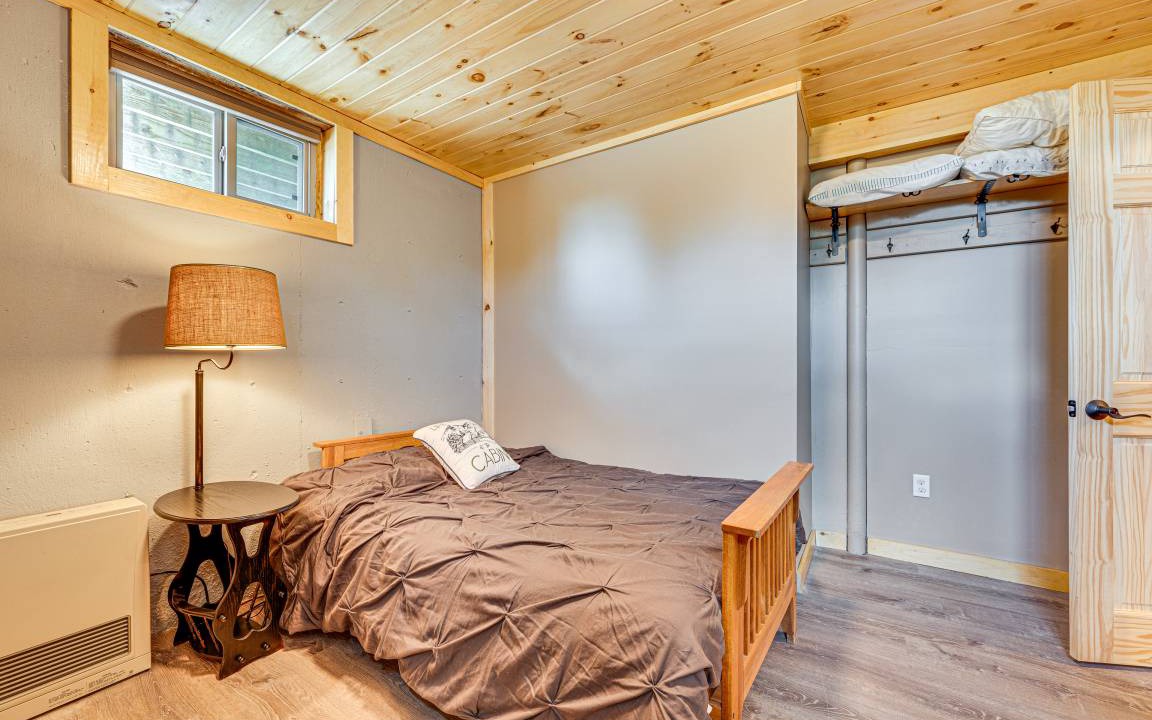 Photo of Bedroom in Walden