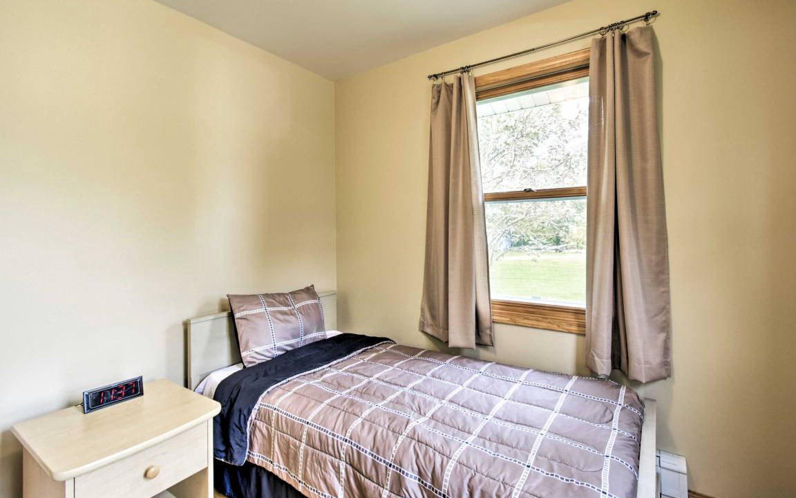 Photo of Bedroom in Neenah