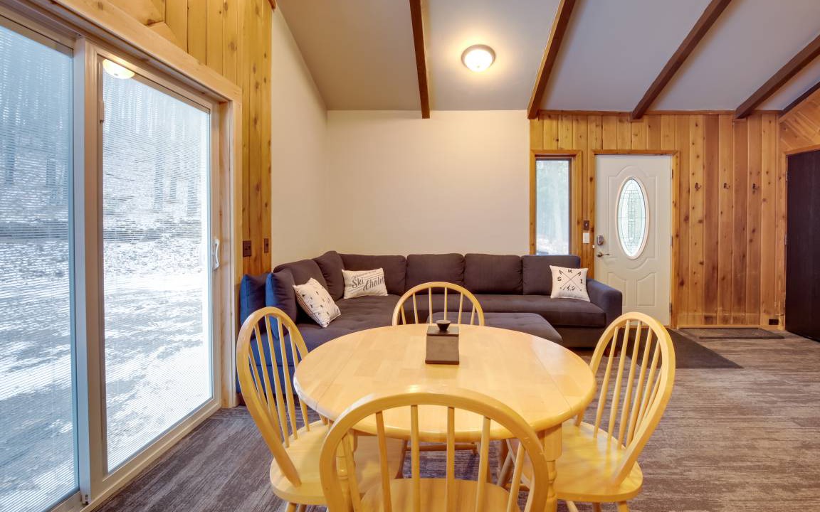 Photo of Livingroom in Stambaugh