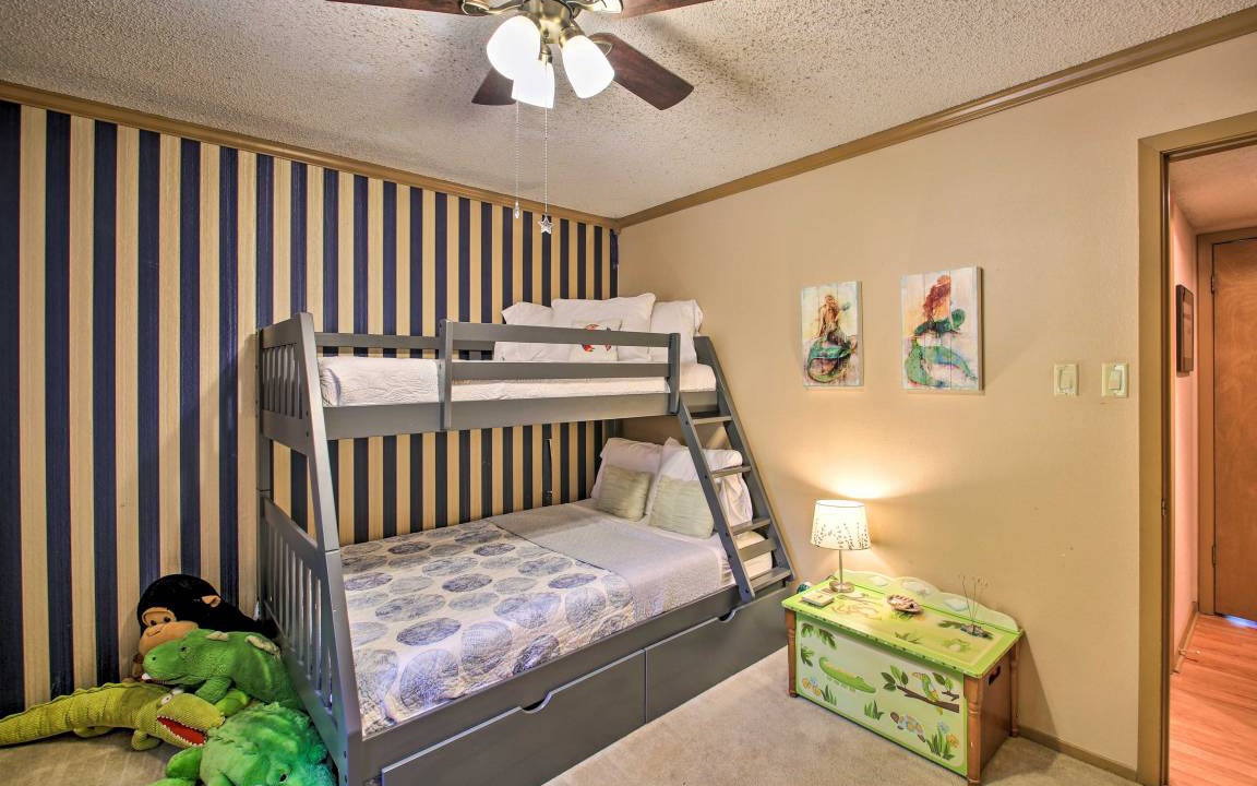 Photo of Bedroom in Mount Ida